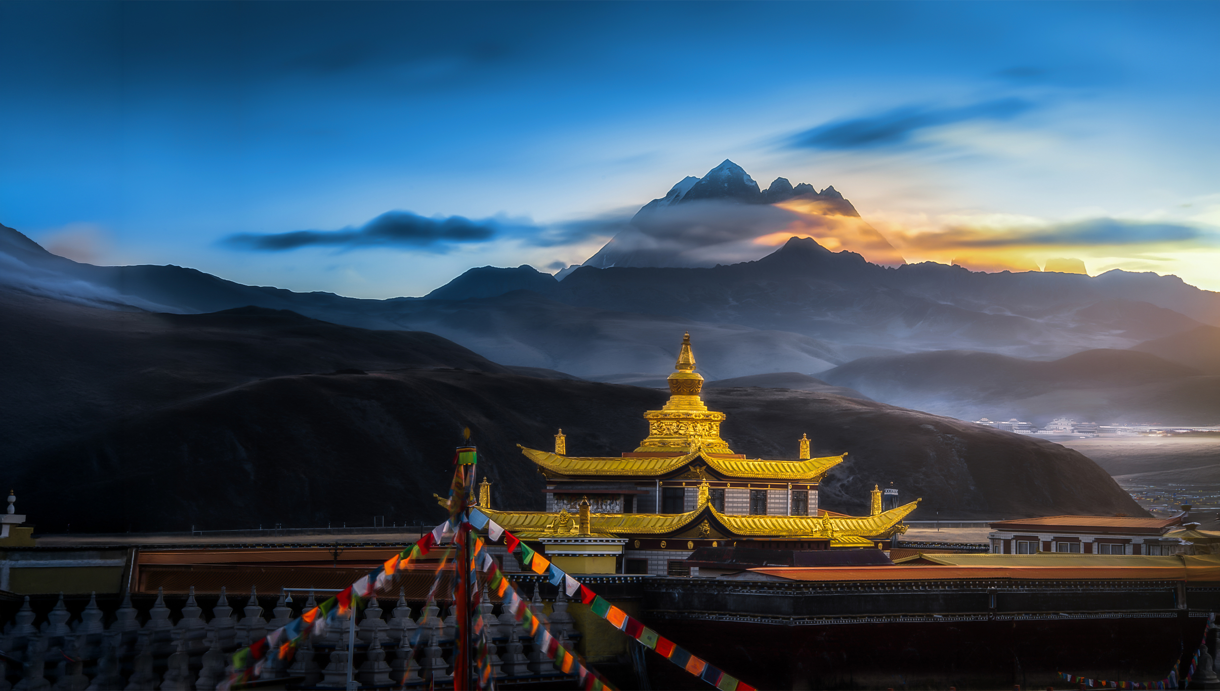 beautiful-shot-of-the-temple-view-lhasa-tibet-2026-03-18-07-00-43-utc